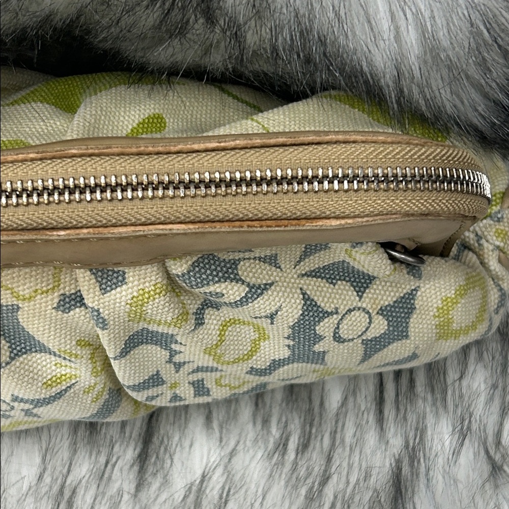 Fossil Elegant large Floral Patchwork Clutch/Wris… - image 14